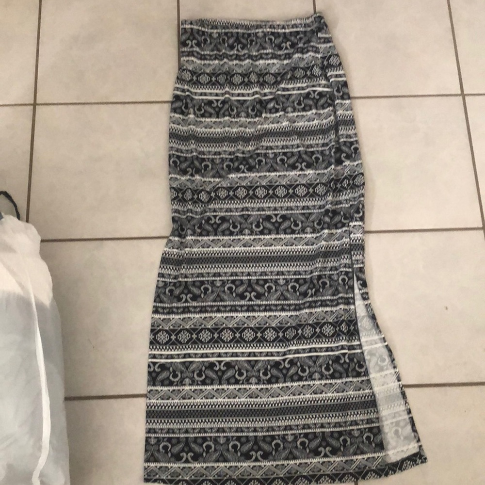 maxi skirt